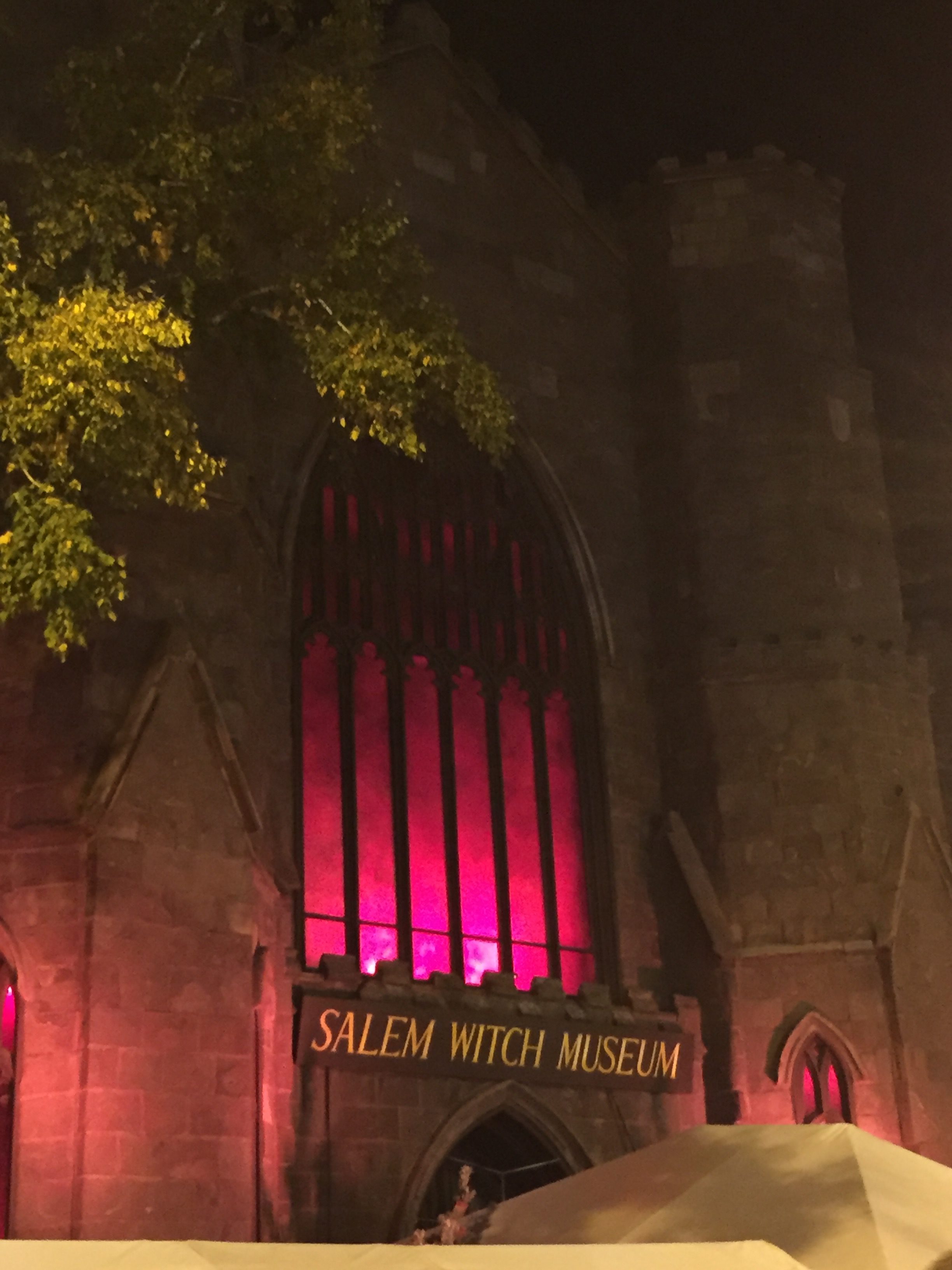 Salem Witch Museum : Gina Pacelli